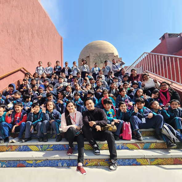 Darbari Lal Foundation World School 10