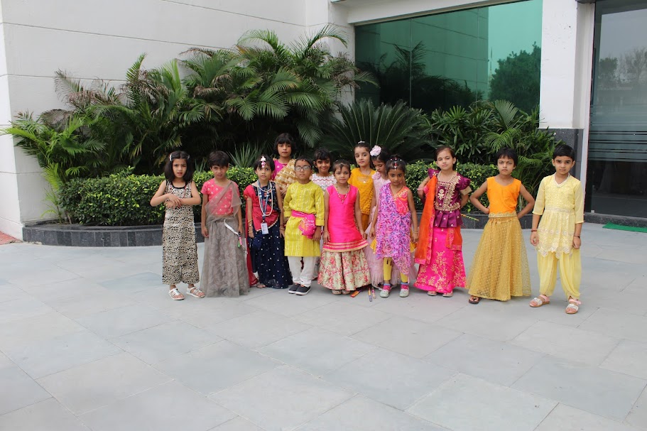 Queen’s Carmel School 6