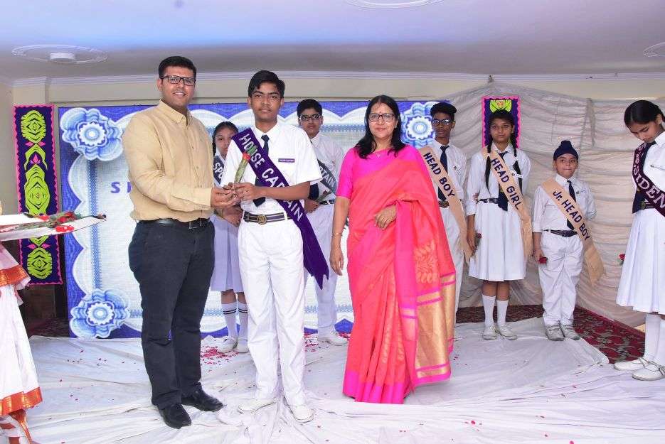 SR Capital Public School 15