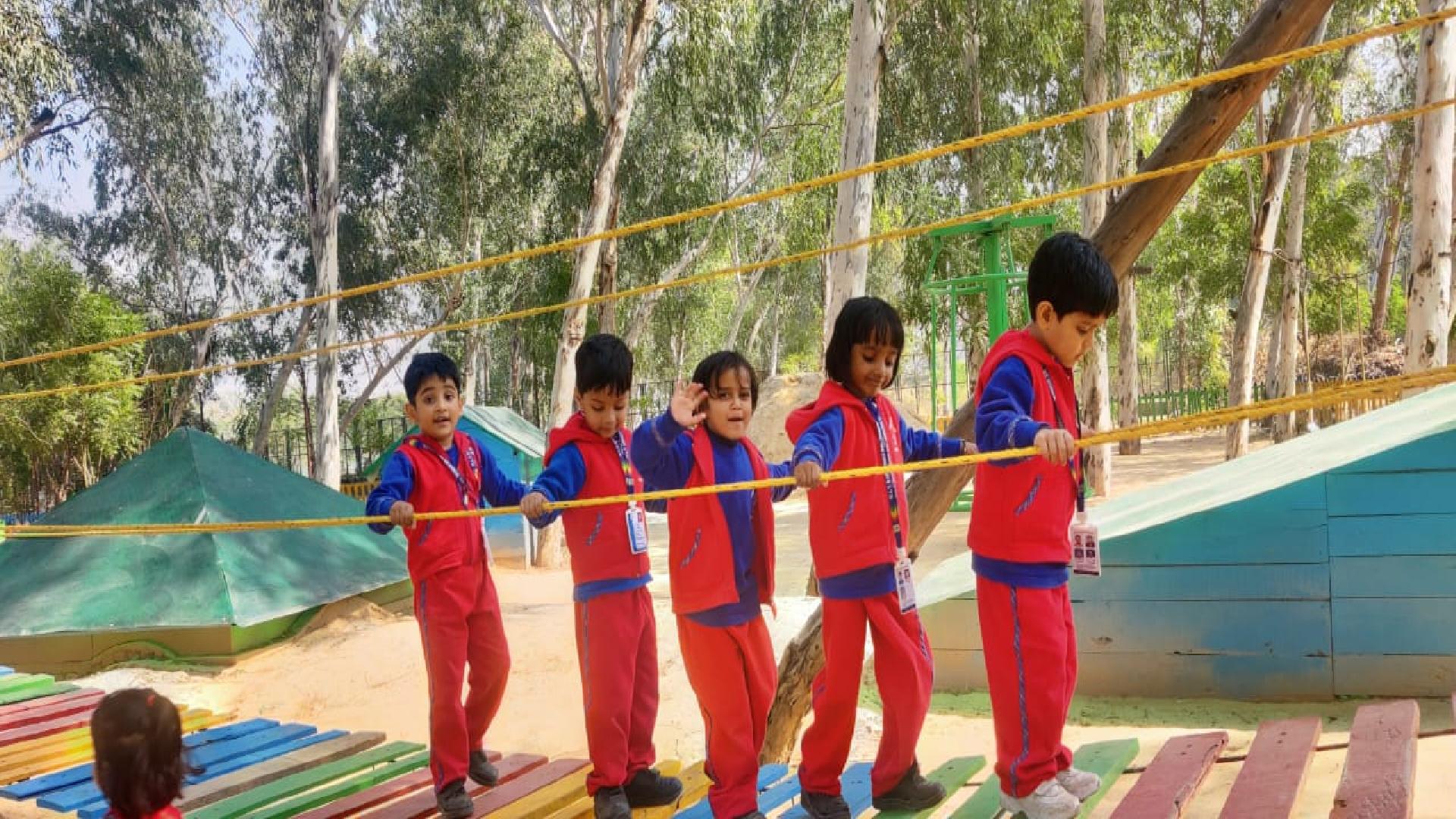 G.L.T Saraswati Bal Mandir Senior Secondary School 2