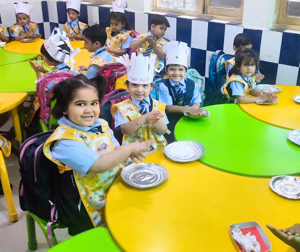 Modern School 10
