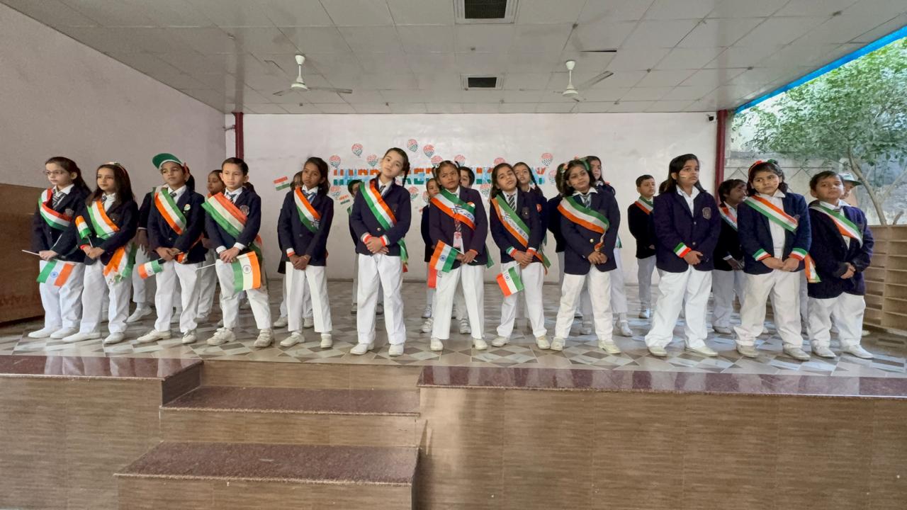 Modern School 25