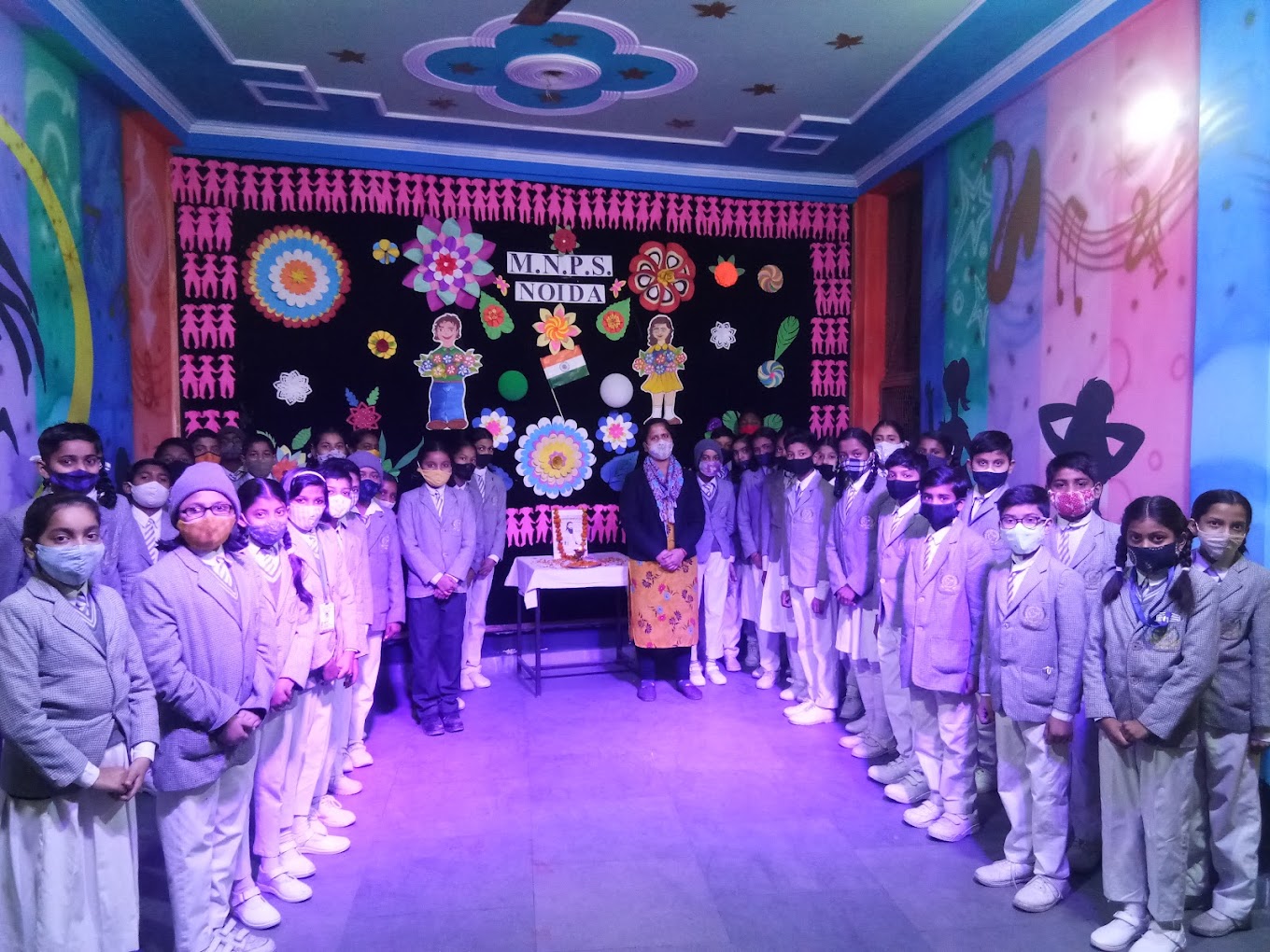 Model National Public School 20