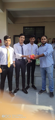 Om Shanti Om International School 22