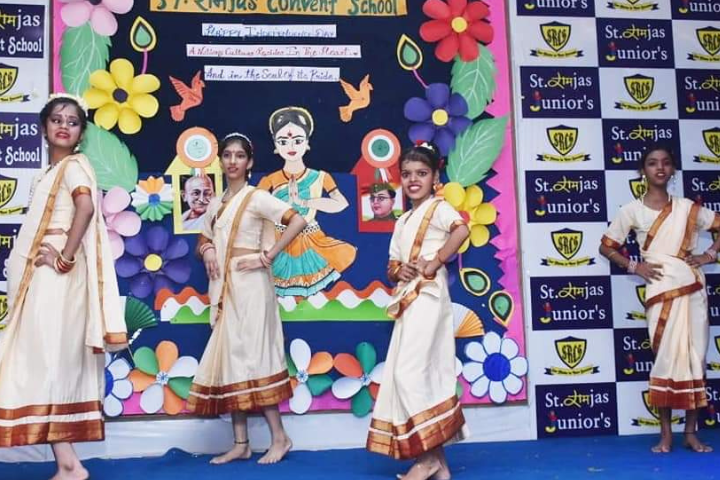 St. Ramjas Convent School 6