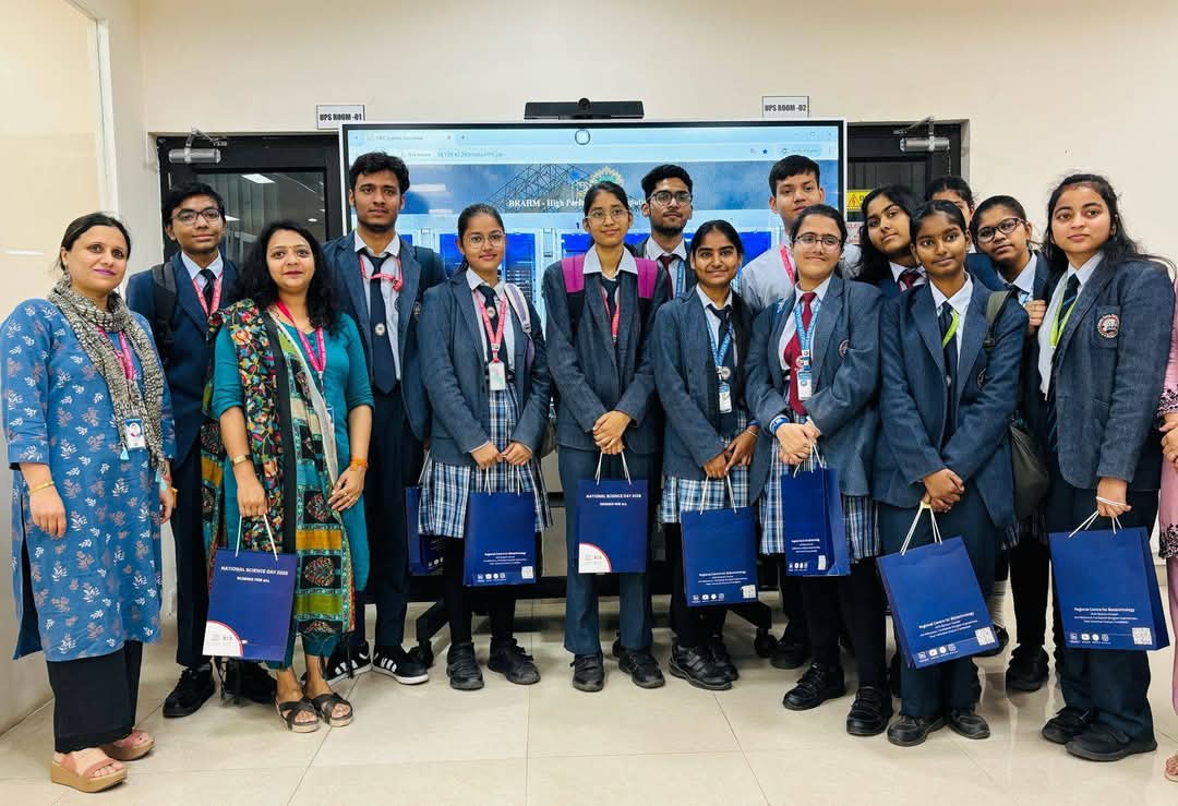 Greater Noida World School 12