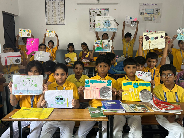 New Arya Public School 8