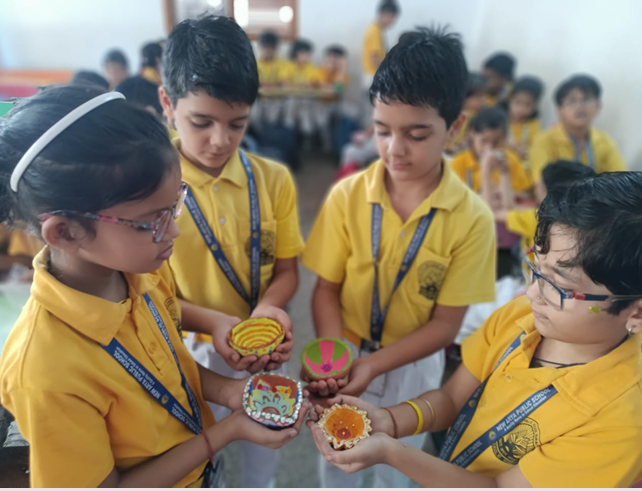 New Arya Public School 11