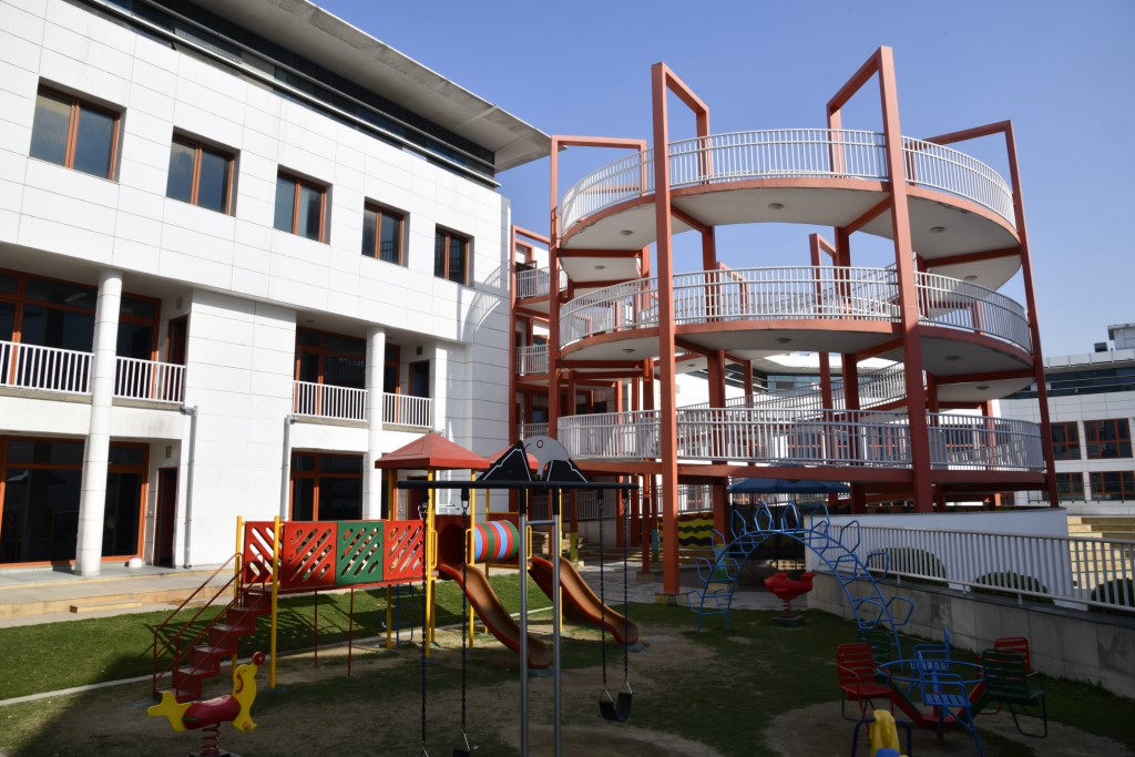 Delhi Public School Noida gallery 1
