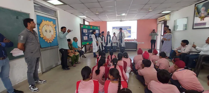 Guru Nanak Public School 13