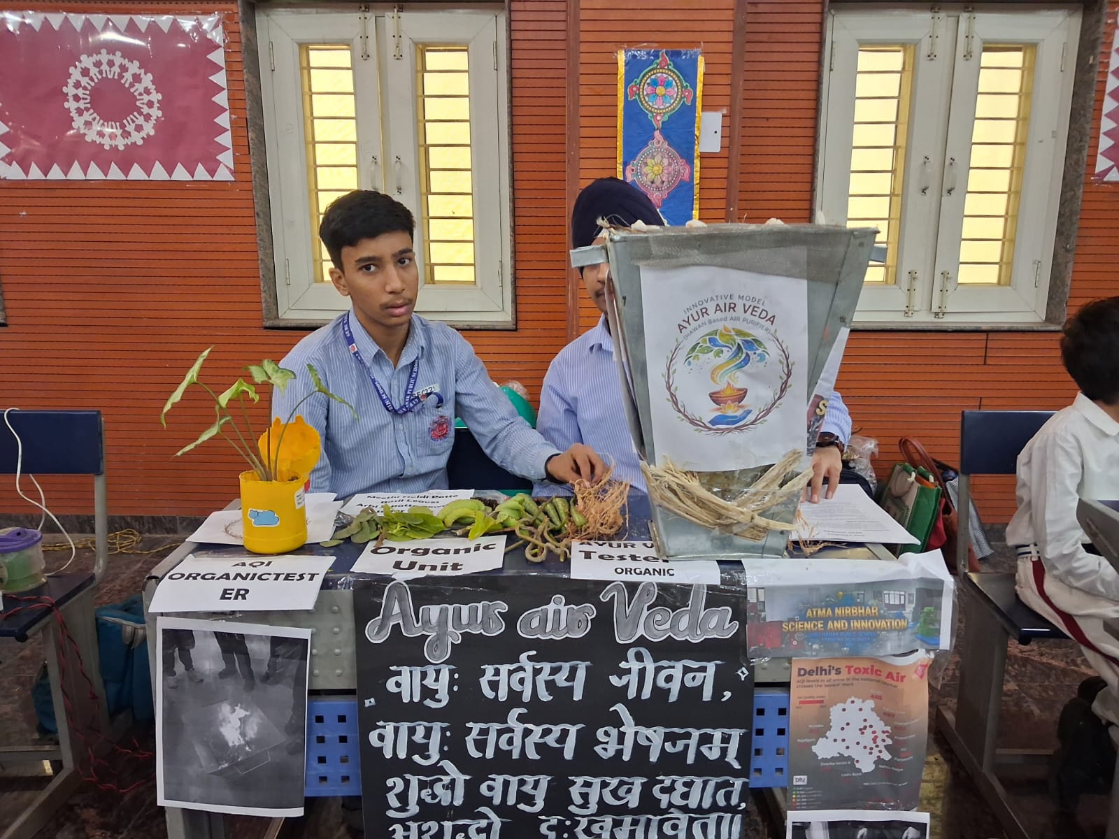 Guru Nanak Public School, Pushpanjali Enclave Pitam Pura gallery 2