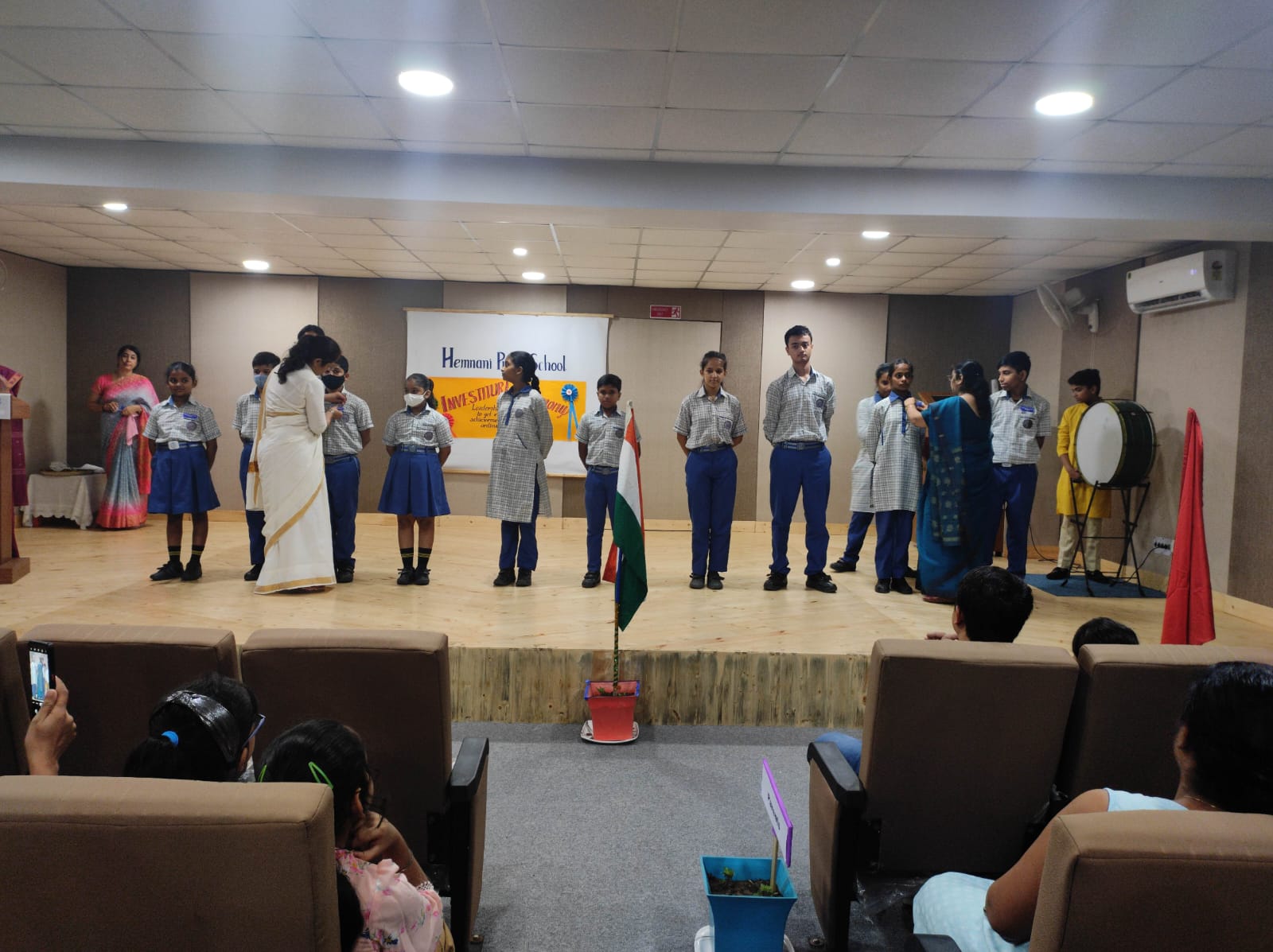 Hemnani Public School 12