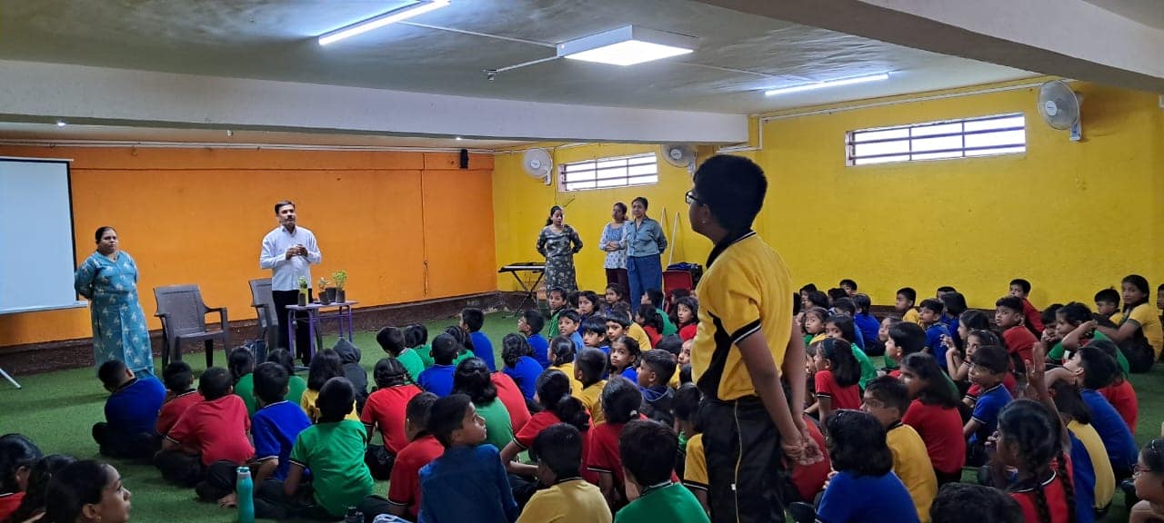 Delhi Public International School 7