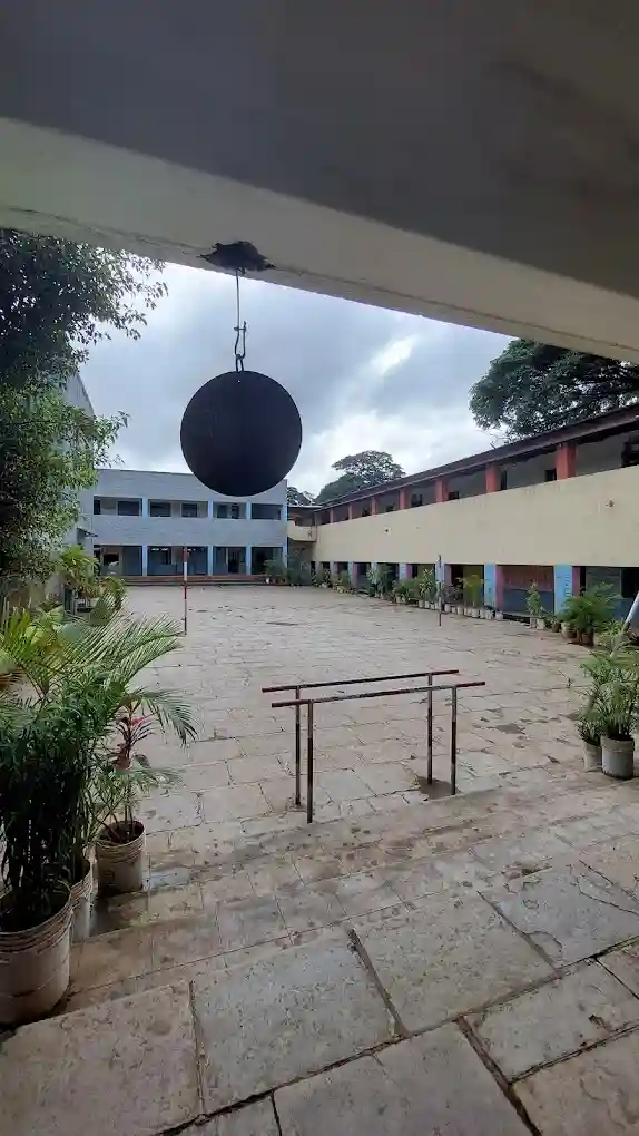 Hindustan Antibiotics School 4
