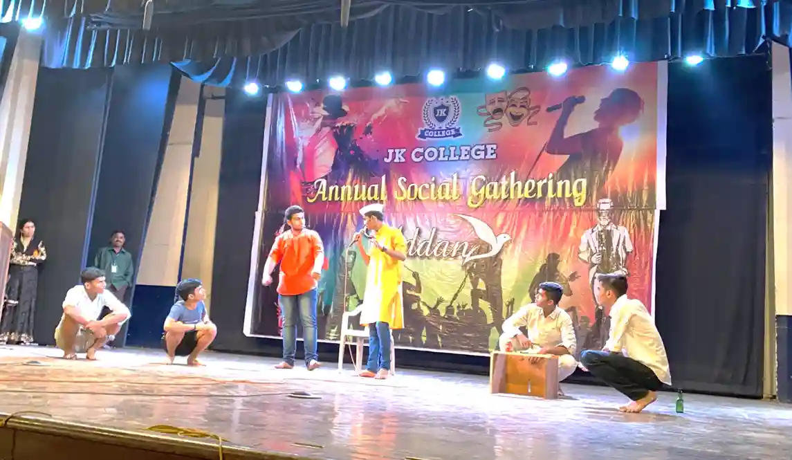 JK Junior College 13