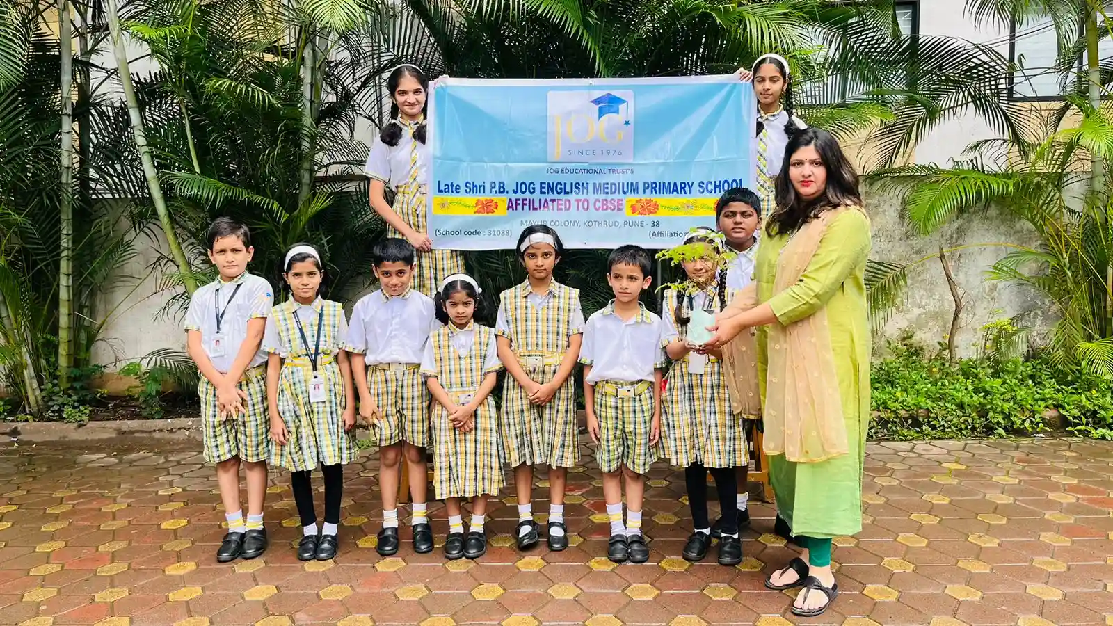 P. Jog English And Marathi Medium School 4