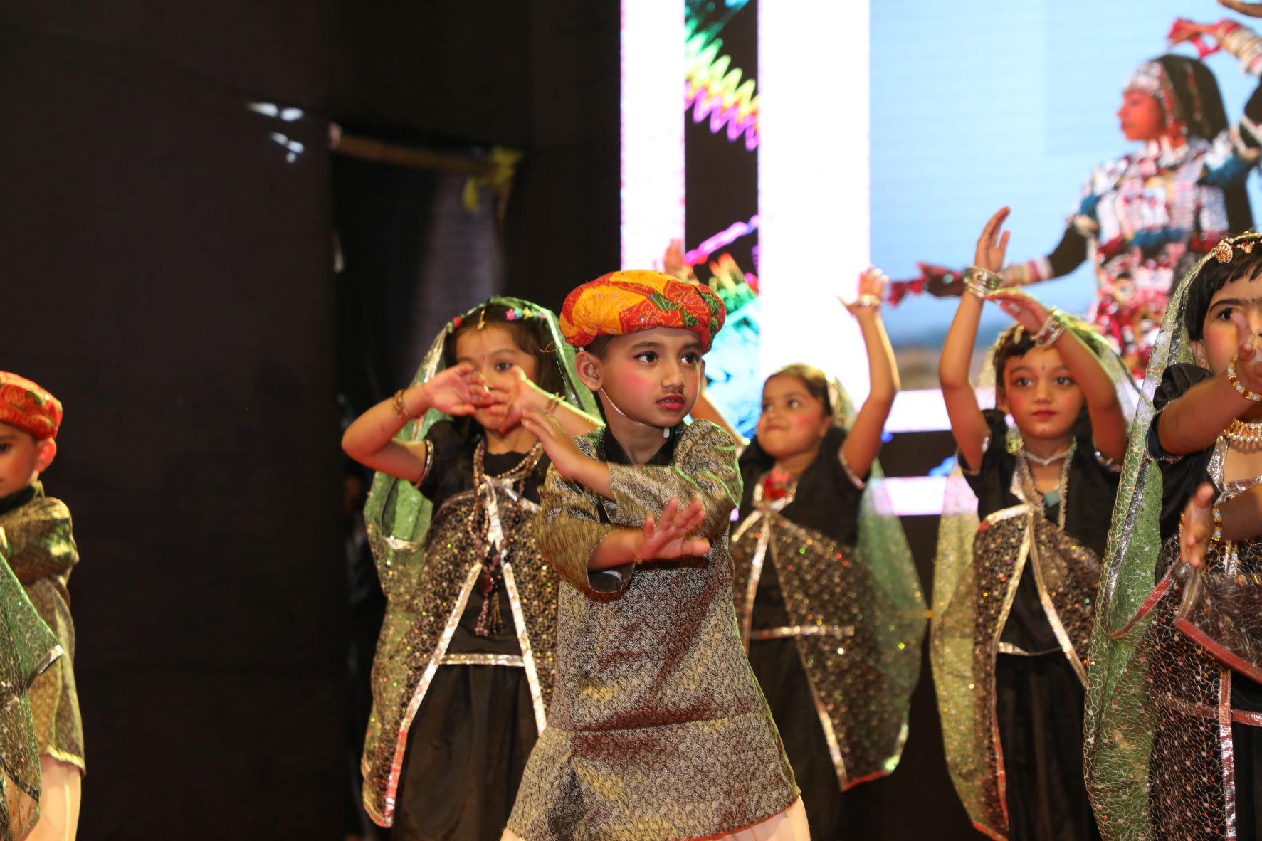 Suyog Sunderji Wisdom School 15
