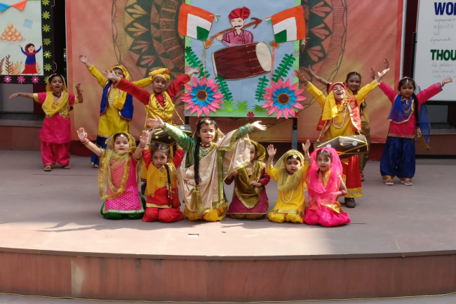 M.L. Khanna DAV Public School 10