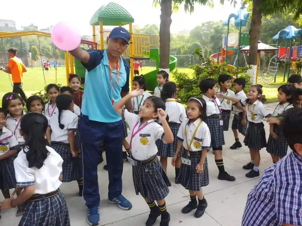 R.D. Rajpal School 9