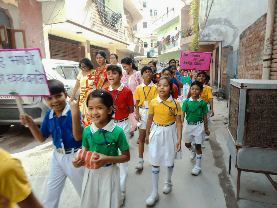 Sant Shri Nandlal Saraswati Vidya Mandir School campus 3