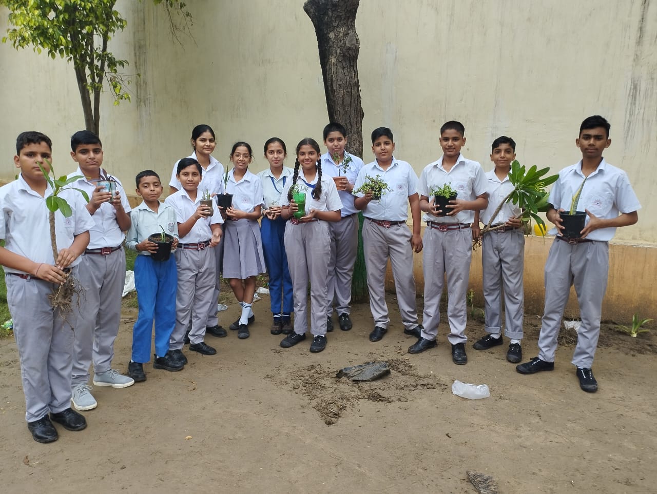 Zigyasa Senior Secondary School campus photo 11 of 18 — Badusarai