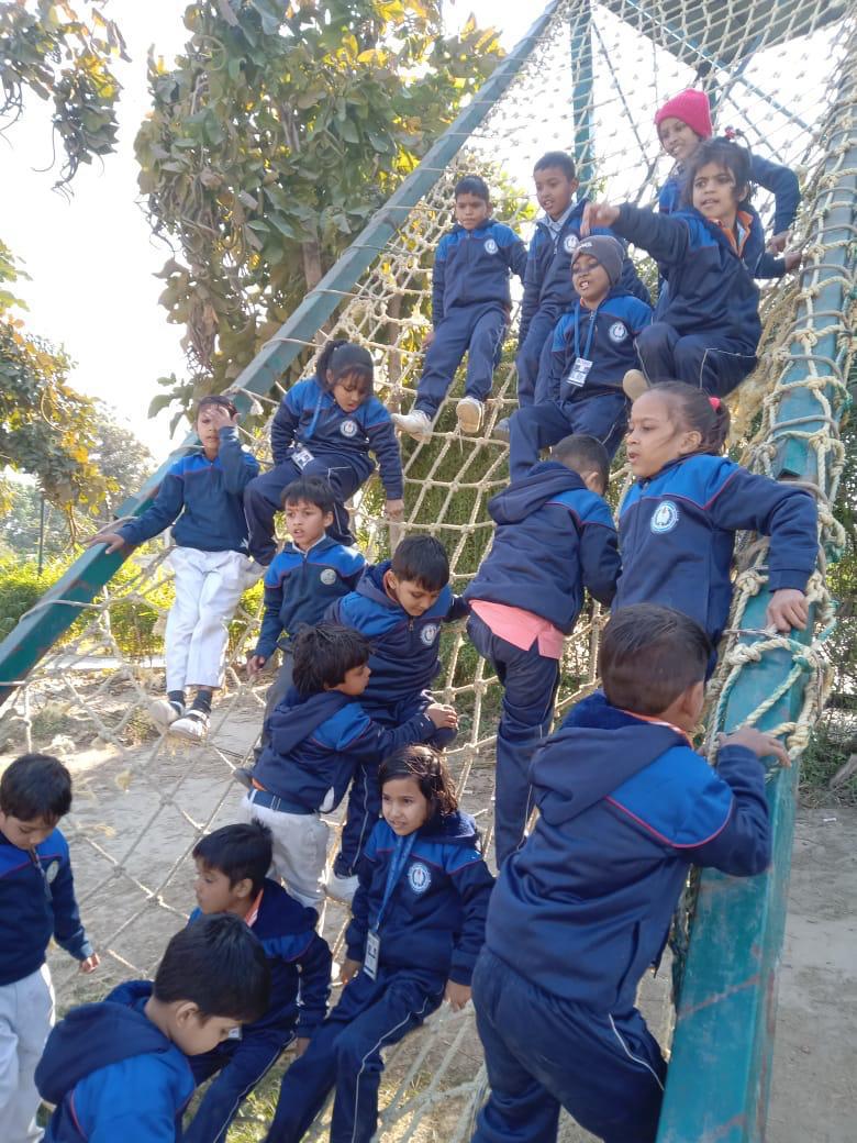 Angel Public School 15
