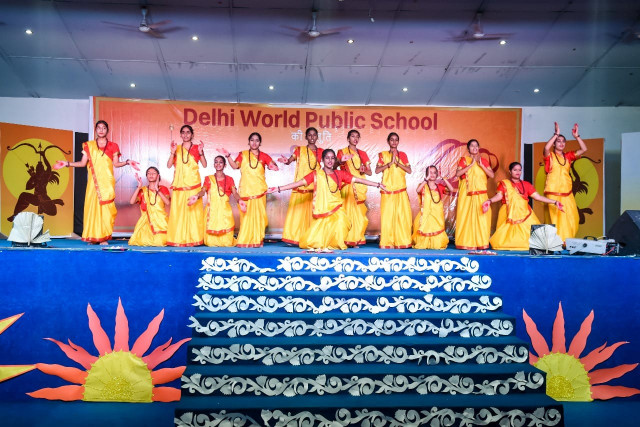 Delhi World Public School 21