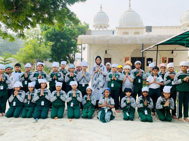 Delhi World Public School 28
