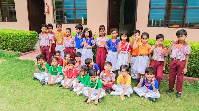 Dreamland Public School 10
