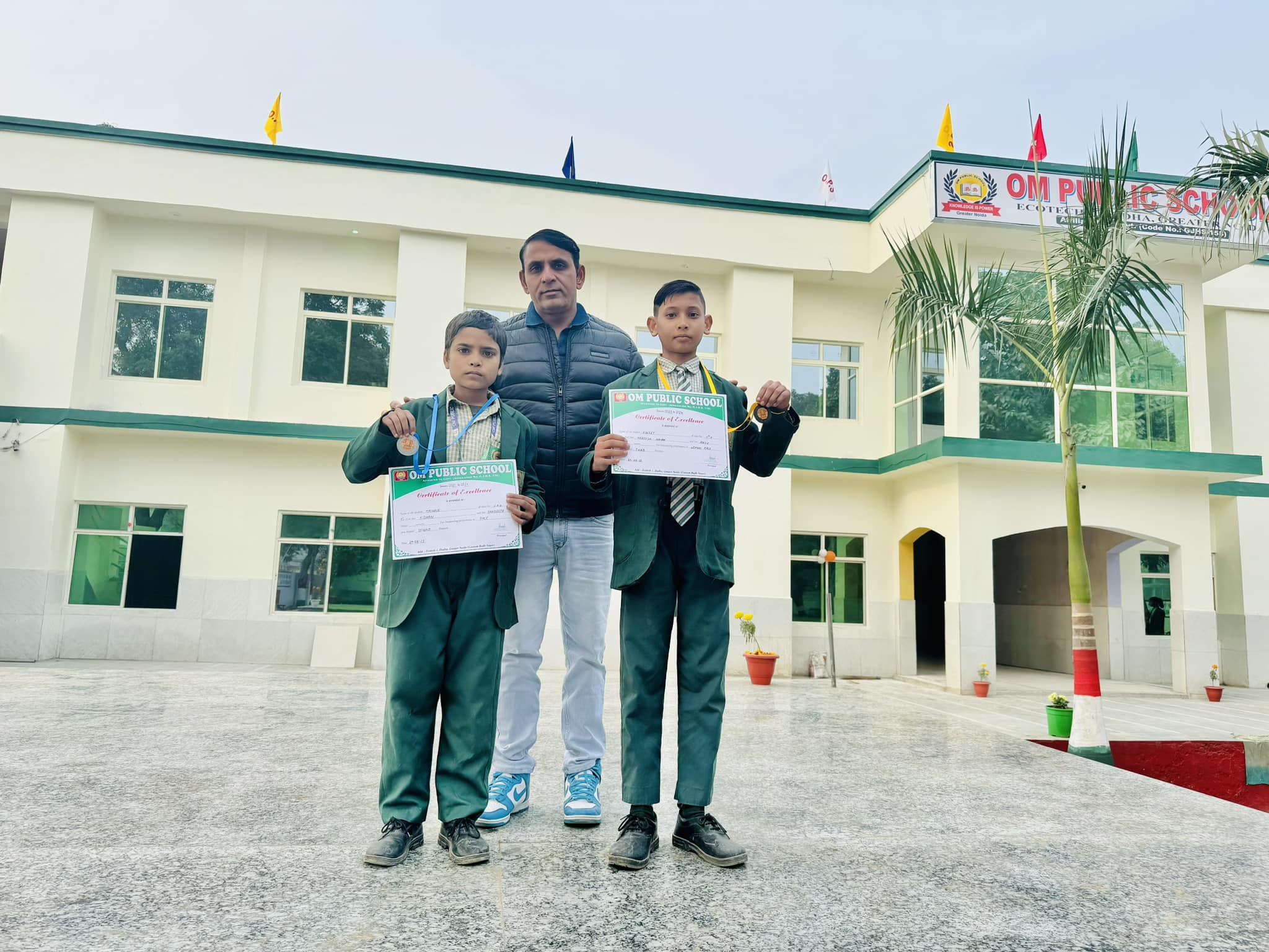 Om Public School 15
