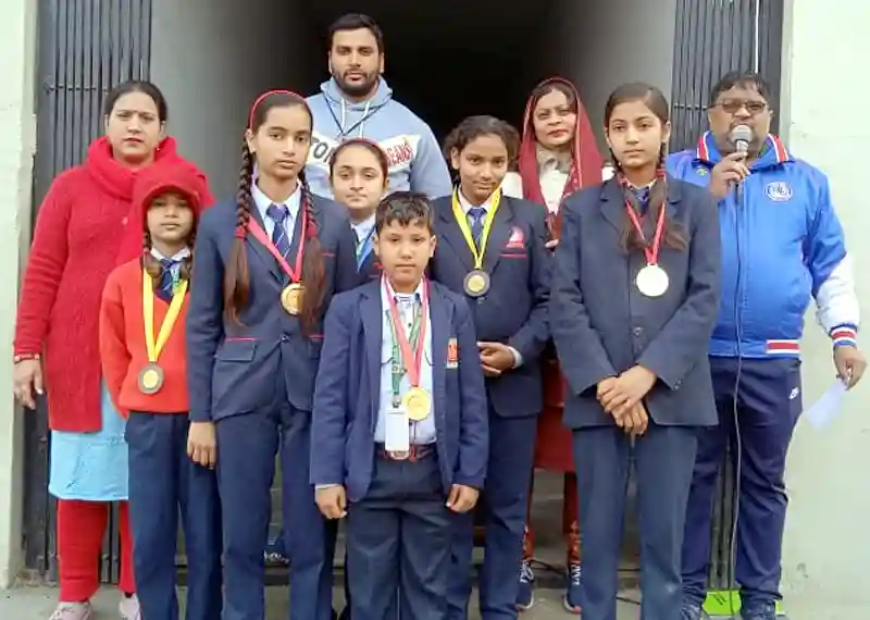 JCM International School 8