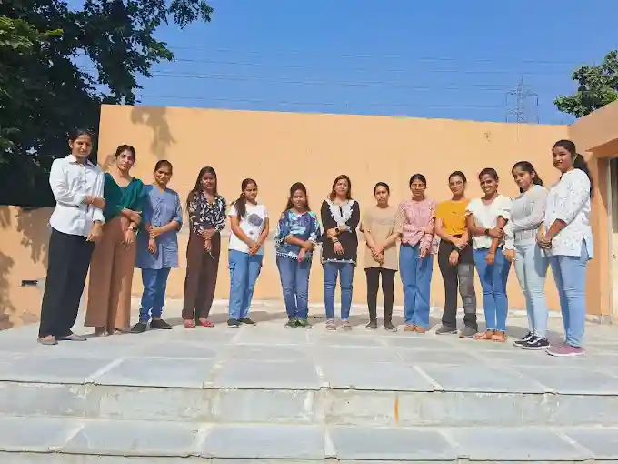 Mother's Sacred Heart Academy 6