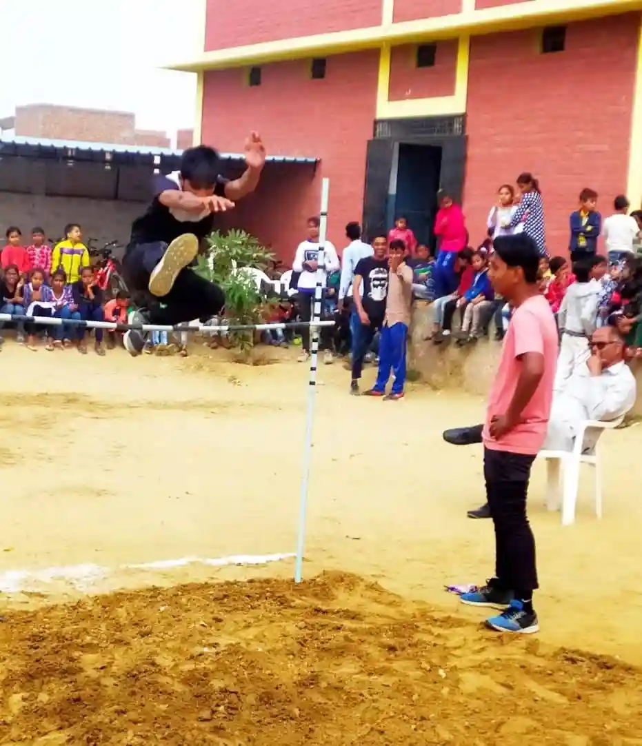 Hindu Vidya Mandir High School 10