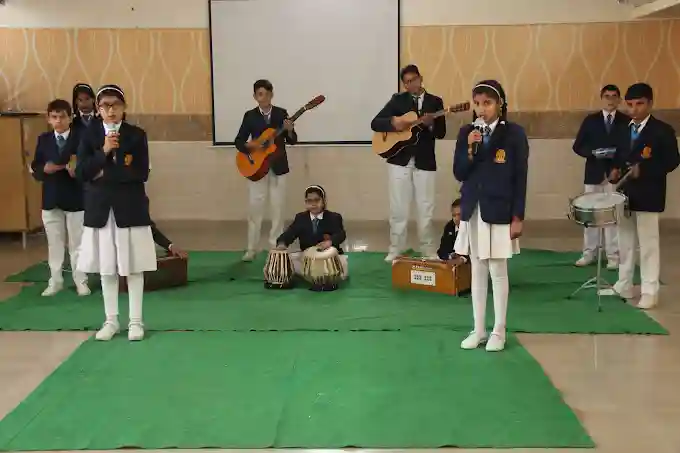 Holy Cross School 11