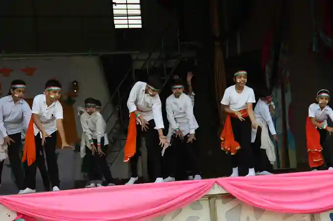 Holy Cross School 20