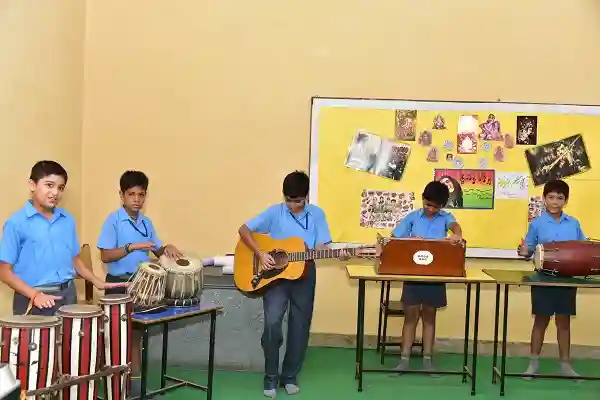 Jankidas Kapur Public School 18