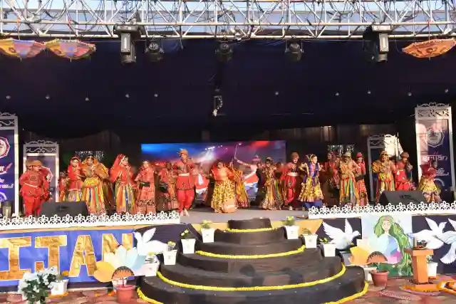 Jankidas Kapur Public School 19