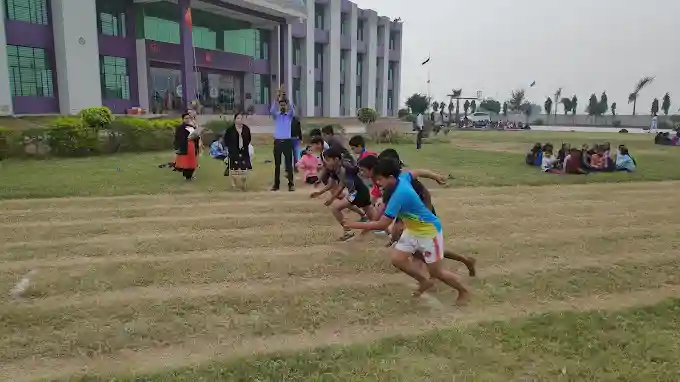 M.R.N. Public School 11