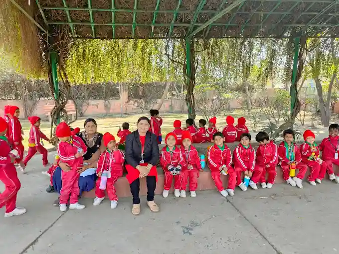 Mamchand Public School 10