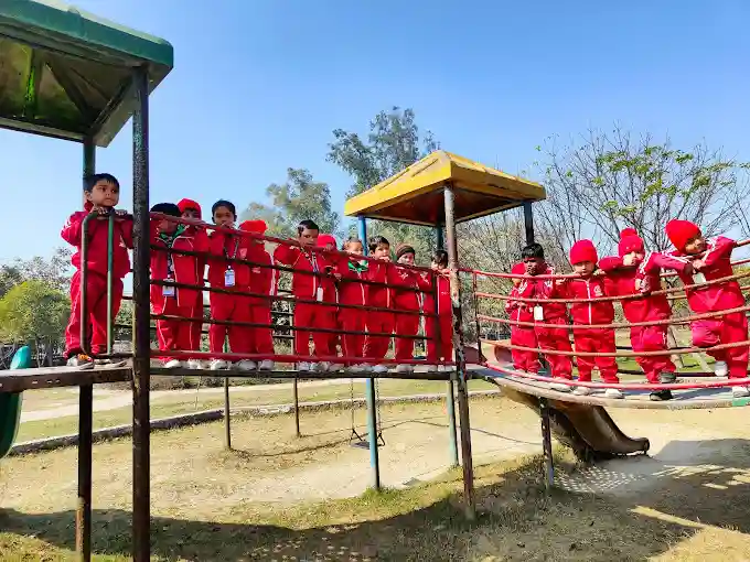 Mamchand Public School 12