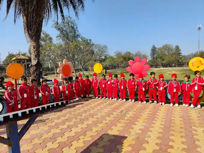 Mamchand Public School 3