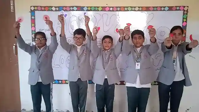 Manodev International School 25