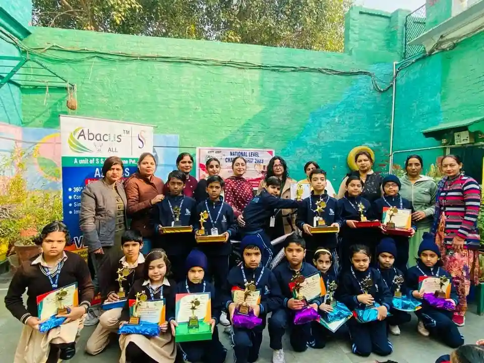 Miniland Preparatory School 17