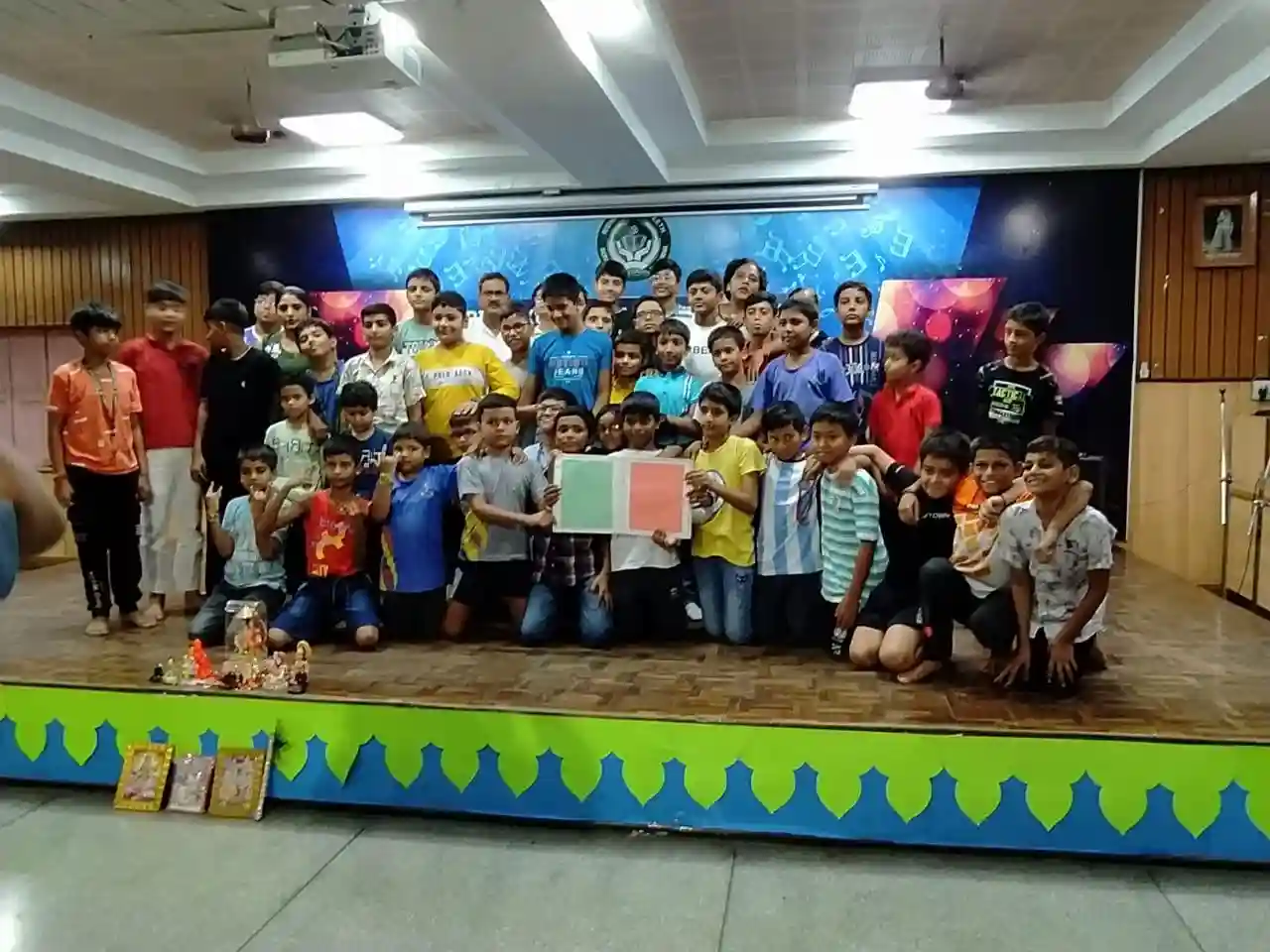 Rishikul Vidyapeeth School 8