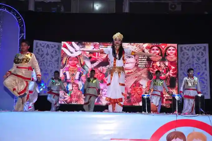 Stanford International School 18