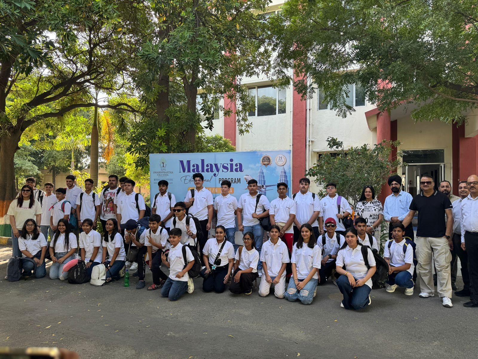 Swarnprastha Public School 20