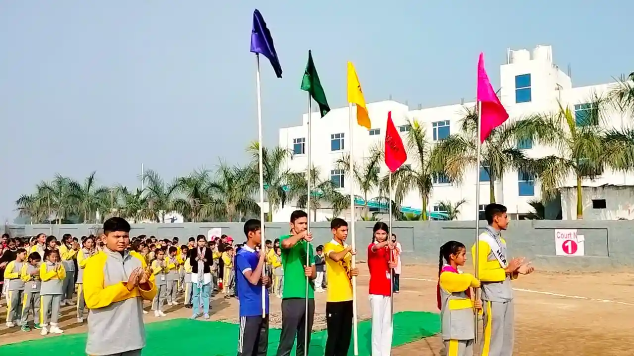 The Spring Era Public School 8