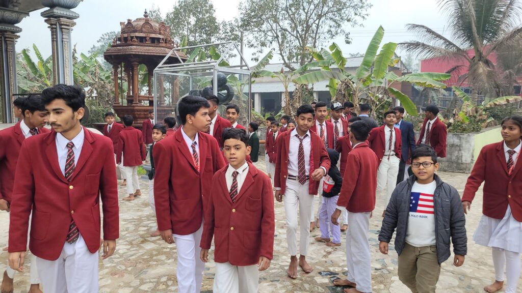 D S English Boarding School & Play School 4