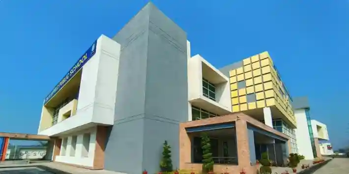 Delhi World Public School 3