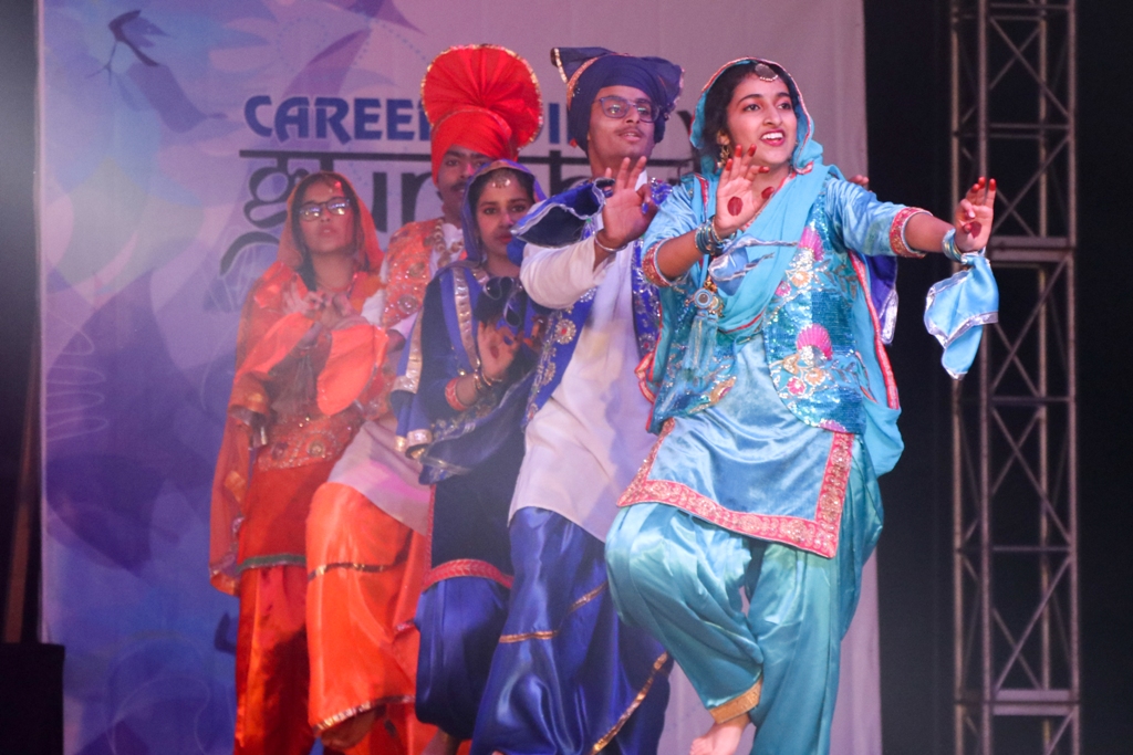 Career Point Gurukul 24